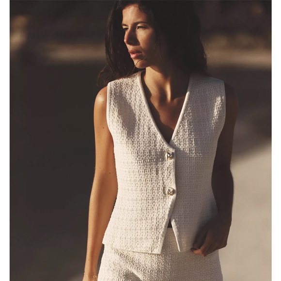 Zara Off-White Textured Knit Vest - Picture 1 of 4